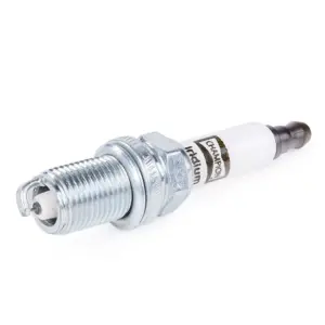 شمع سوزنی ایریدیوم چمپیون RC8WYPB4 (کد ۹۸۰۲)